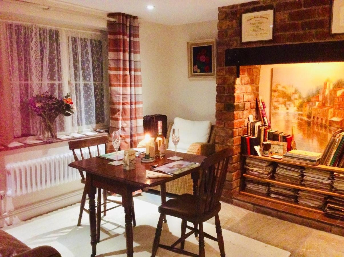 Virginia Cottage Bulwick エクステリア 写真